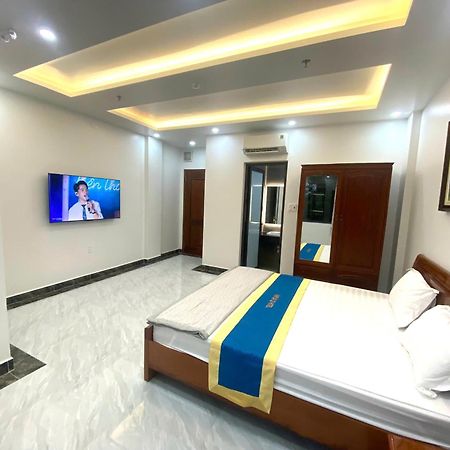 Anh Đào Hotel Hai Phong Esterno foto