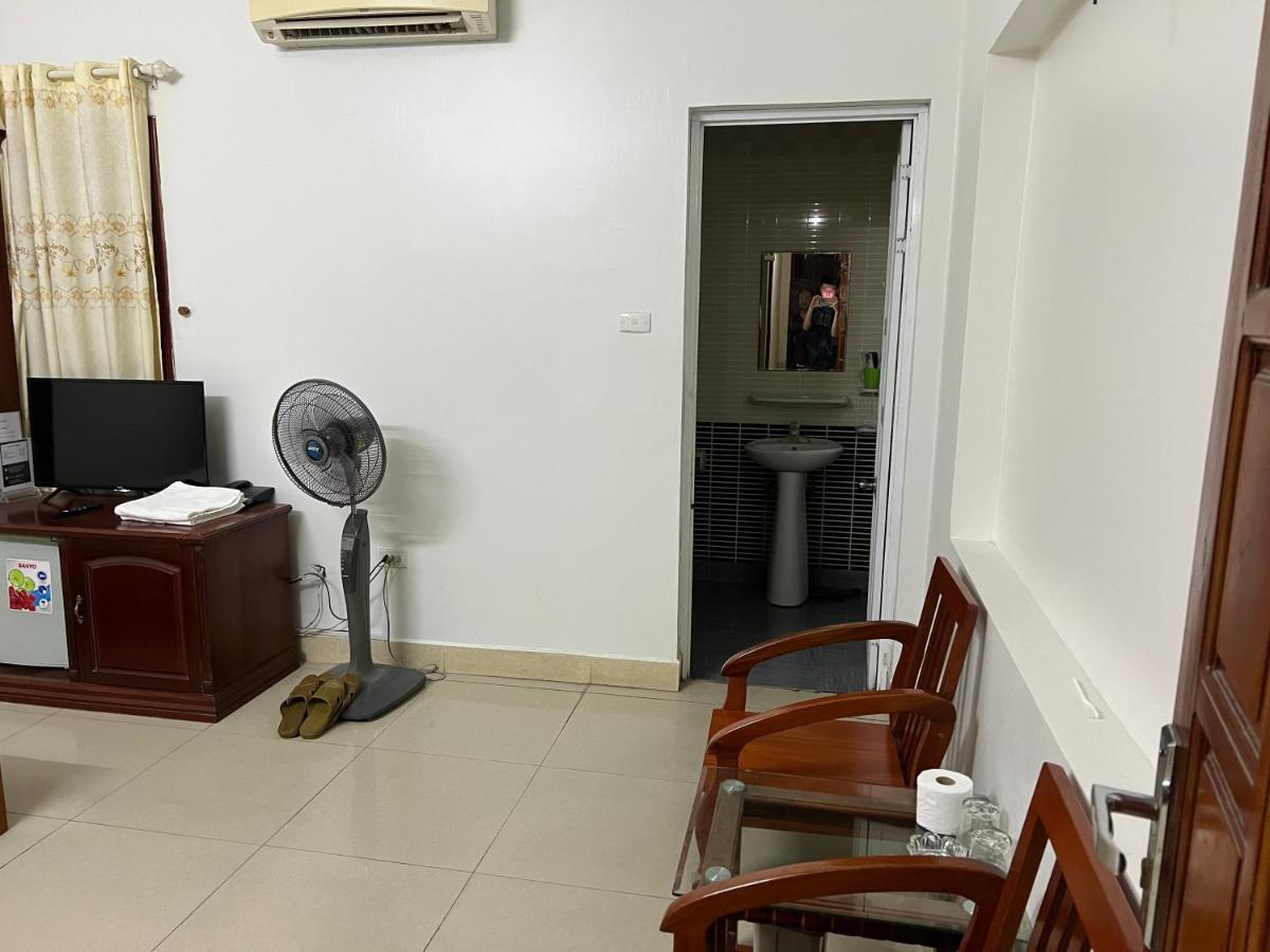 Anh Đào Hotel Hai Phong Esterno foto