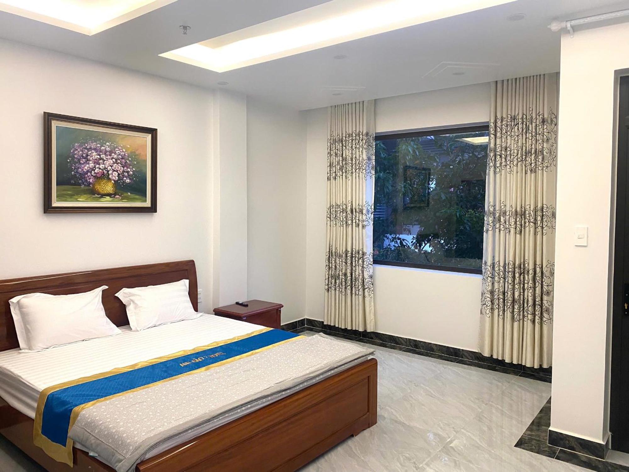 Anh Đào Hotel Hai Phong Esterno foto